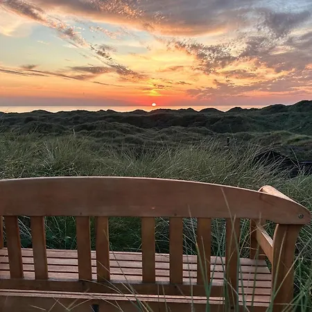 Stunning In With House Sea View Holiday home *